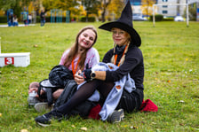 Park Skowroni opanowały duchy, czarownice, wampiry i całe rodziny w pomysłowych przebraniach