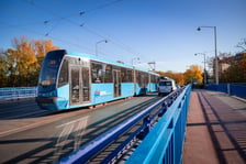 Sytuacja po wypadku tramwaju z autobusem