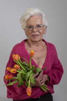 <p>portret seniorki</p>