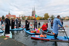 "SUPowisko Grozy" przepłynęło przez Wrocław w Halloween