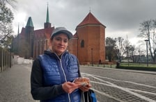 Tatiana z Kijowa z wielkanocną babką na Ostrowie Tumskim