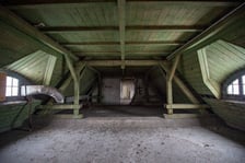 Zobacz dawny szpital na ul. Traugutta we Wrocławiu. Dziś świeci pustkami, ale już pod koniec czerwca ożyje dzięki 20. edycji Przeglądu Sztuki SURVIVAL