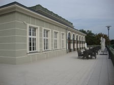 Zakole Odry i taras byłego klubu studenckiego ?Tawerna?