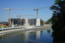Odbudowane nabrzeże przy ulicy Michalczyka we Wrocławiu
