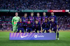 FC Barcelona. Klub, który już kilka miesięcy temu cieszył się ogromnym zainteresowaniem wśród polskich kibiców. Od kiedy jednak barwy zespołu ze stolicy Katalonii reprezentuje Robert Lewandowski, skalę zainteresowania trudno opisać słowami. Najlepszy polski piłkarz znakomicie odnalazł się w Barcelonie i strzela gola za golem, w związku z czym warto rozważyć wycieczkę na legendarny stadion Camp Nou. Do Wrocławia dolecimy na dwa pobliskie lotniska ? Barcelona El Prat i Barcelona-Girona. Zdecydowanie bliżej miasta jest jednak pierwsze z nich.