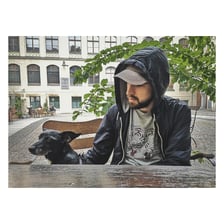 Pies Pikuś i Piotr potrzebują wsparcia
