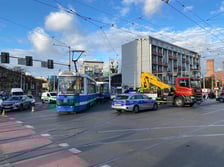 tramwaj wykolejony na pl. Legionów