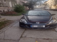 Oto zdjęcia "mistrzów parkowania" z Wrocławia