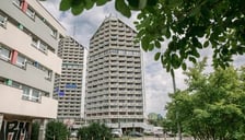 9. Akademik Ołówek  (Uniwersytet Wrocławski) na placu Grunwaldzkim - 70 metrów