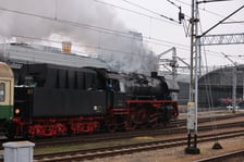zabytkowy parowóz na Dworcu Głównym we Wrocławiu, 3.12.2022