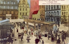 Rok 1903. Ostatni jarmark bożonarodzeniowy w przedwojennym Wrocławiu. Na zdjęciu widać jarmarczne kramy i mieszkańców Breslau
