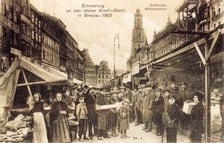 Rok 1903. Ostatni jarmark bożonarodzeniowy w przedwojennym Wrocławiu. Na zdjęciu widać jarmarczne kramy i mieszkańców Breslau