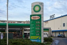 <p>Ceny paliwa na stacji BP przy ul. Słubickiej 18 we Wrocławiu:</p>
<ul>
<li>ON - 7,79</li>
<li>95 - 6,59</li>
<li>Ultimate ON - 7,79</li>
<li>98 - 7,34</li>
<li>LPG - 3,35</li>
</ul>
<p>&nbsp;</p>