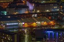 Na zdjęciu panorama Wrocławia nocą ze szczytu Sky Tower