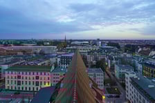 Panorama Wrocławia o zachodzie słońca z mostku Pokutnic