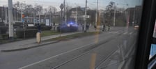 <p>Policja kieruje ruchem na ul. Powstańc&oacute;w Wielkopolskich</p>