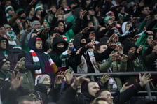 Na zdjęciu kibice Śląska na stadionie Tarczyński Arena, 28.01.2023