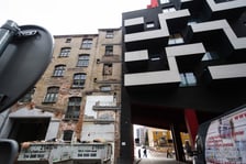 <p>Tegorocznym zwycięzcą konkursu European Property Awards w kategorii Architecture Multiple Residence Poland okazała się wrocławska Nowa Manufaktura zaprojektowana przez studio architektoniczne AP Szczepaniak.&nbsp;</p>