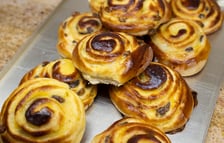 <p>Papatacze z cukierni Tyszko, tam dostaniemy wypieki, kt&oacute;re kochał Jan Brzechwa</p>