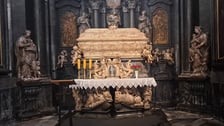 Sarkofag ze szczątkami bł. Czesława w kościele dominikanów we Wrocławiu