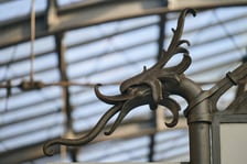 <p>Dworzec Wrocław Gł&oacute;wny wciąż zadziwia pięknem architektury i detalami, a także pięknymi wnętrzami</p>