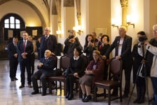 <p>Uczestość odsłonięcia popiersia węgierskiego kr&oacute;la Macieja Korwina</p>