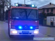 Zdjęcie z akcji ratowania osób z zadymionego budynku na Wojszycach