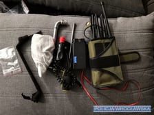 Znalezione przez policję przedmioty w mieszkaniu we Wrocławiu