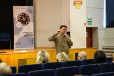 <p>Debata ,,Weź mnie doceń, a nie oceń''</p>