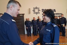 Wyróżniający się funkcjonariusze zostali nagrodzeni przez szefa Dolnośląskiej Policji.