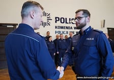 Wyróżniający się funkcjonariusze zostali nagrodzeni przez szefa Dolnośląskiej Policji.