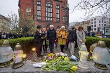 Uroczystość pod pomnikiem Bohaterów Getta we Wrocławiu w 80. rocznicę wybuchu powstania w getcie warszawskim