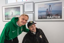 <p>Paweł Parus i Marcin Pawelec na spotkaniu z uczniami w ramach projektu edukacyjnego w Zespole Szk&oacute;ł nr 20</p>