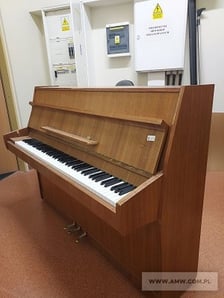 Pianino CALISIA NOKTURN M105. Rok produkcji: 1984. Cena: 800 zł.