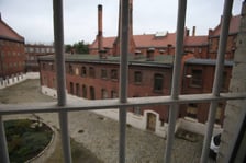 <p>Zdjęcia ze środka Zakładu Karnego nr 1 przy ul. Kleczkowskiej we Wrocławiu</p>