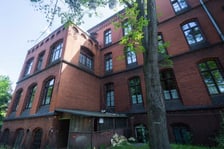 Zespół budynków i parku przy al. Kasprowicza na Karłowicach