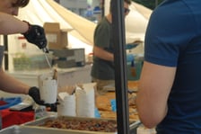 <p>Tłumy na Festiwalu Azjatyckim, Festiwalu Smak&oacute;w Świata i Festiwalu Piwa, Wina i Trunk&oacute;w Rzemieślniczych na placu Nowy Targ</p>