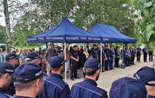 Uroczystość wmurowani aktu erekcyjnego pod budowę posterunku polcji w Domaniowie