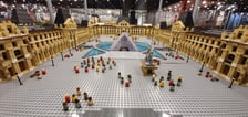 <p>Luwr z klock&oacute;w Lego&nbsp;</p>