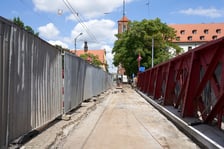<p>Trwa remont Mostu Piaskowego. Zobaczcie, do kiedy potrwają utrudnienia&nbsp;&nbsp;</p>