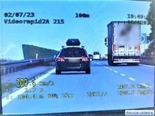 Ponad 200 km na godzinę na autostradzie A4. Ostra jazda sporo kosztuje