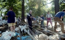 Obrona wrocławskiego zoo podczas powodzi tysiąclecia