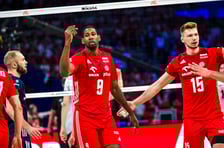<p>Siatkarze polskiej reprezentacji podczas meczu z Japonią w p&oacute;łfinale Ligi Narod&oacute;w</p>