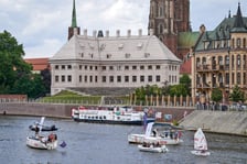 Parada statków na Odrze z okazji Dnia Marynarza Rzecznego.
