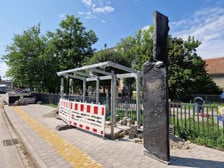 <p>Nowa wiata przystankowa</p>