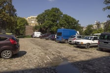 podwórko przy ulicy Nowowiejskiej 18-32