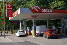 <p>Stacja paliw przy ulicy Lotniczej</p>