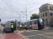 Wypadek na Pułaskiego. Nie jeżdżą tramwaje. Są objazdy i komunikacja zastępcza