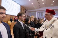 <p>Inauguracja roku akademickiego 2023/2024 na Uniwersytecie Przyrodniczym - pasowanie nowych student&oacute;w</p>
