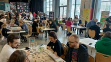 Wrocławski Festiwal Gier Planszowych Gratislavia - na zdjęciu uczestnicy oraz gry planszowe